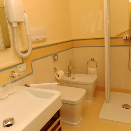 Le Dodici Lune Hotel 4*